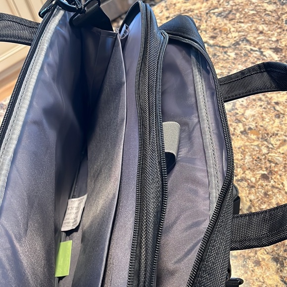 Eco Style Pro Tech Topload Computer Bag with mult compart. Fits 15.6 in computer - Picture 4 of 5